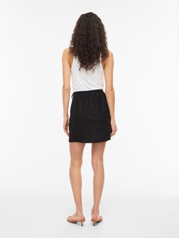 Fustă de la VILA pe negru