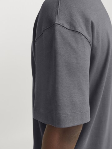 Maglietta 'JJEUrban Edge' di JACK & JONES in grigio