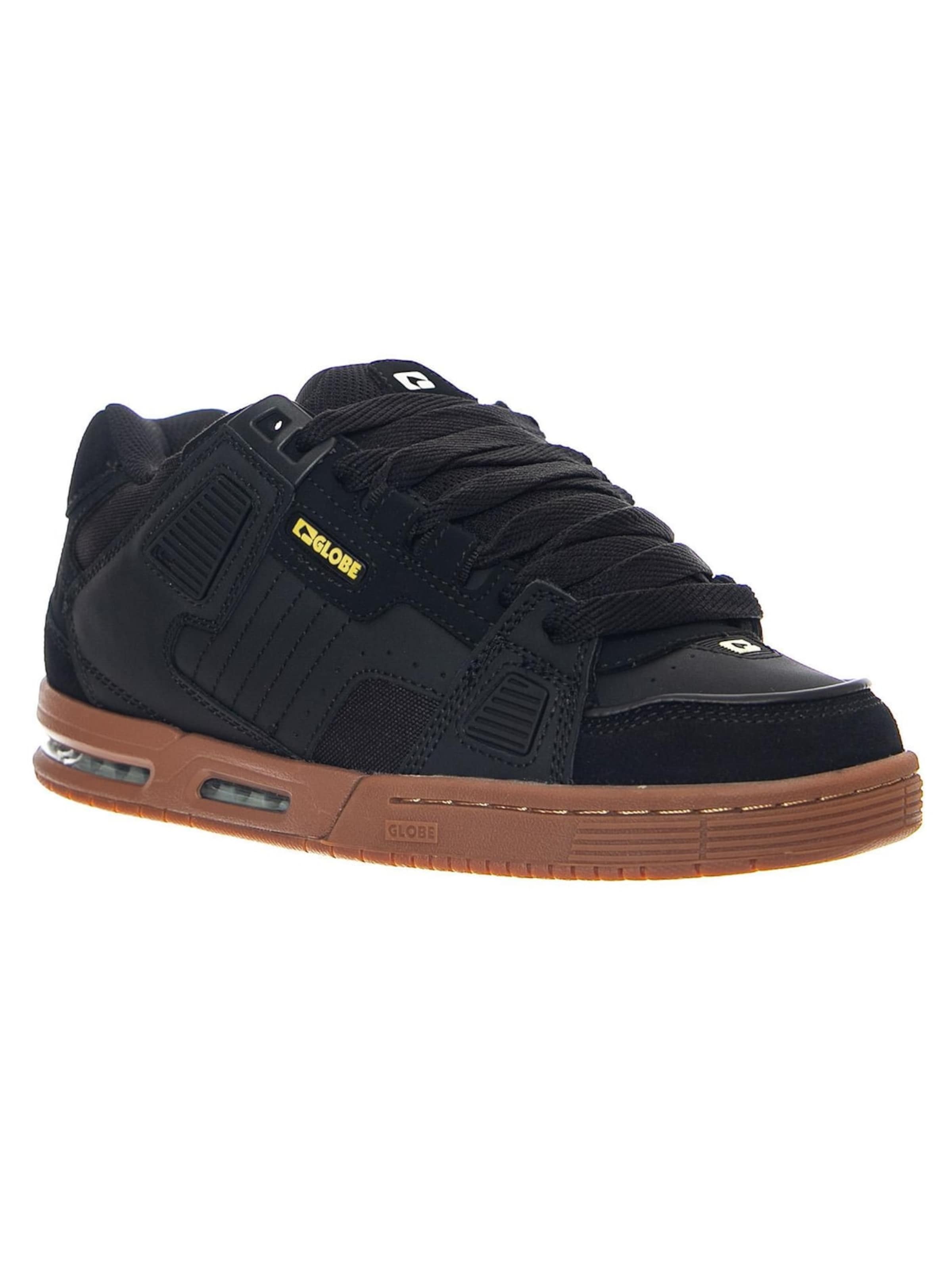 Globe Sneaker low 'Sabre Onyx/Gum'‌‌‌‌‌‌‌‌ in Schwarz