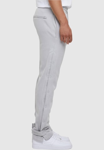 Effilé Pantalon 'Button Down' Urban Classics en gris