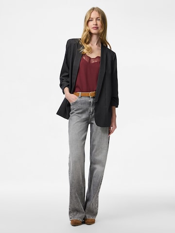 Blazer 'PCBOSELLA' di PIECES in grigio