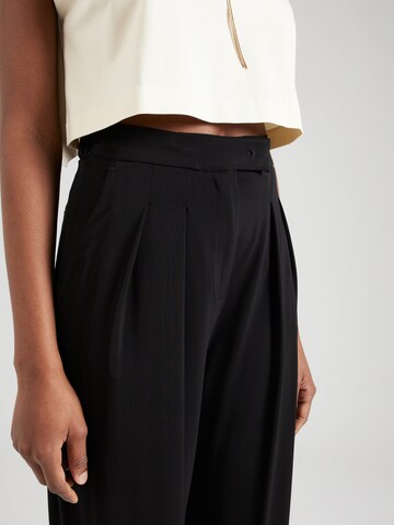 Max Mara Leisure Loose fit Pleat-front trousers 'GIOCHI' in Black