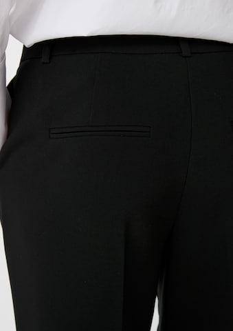 évasé Pantalon à plis COMMA en noir