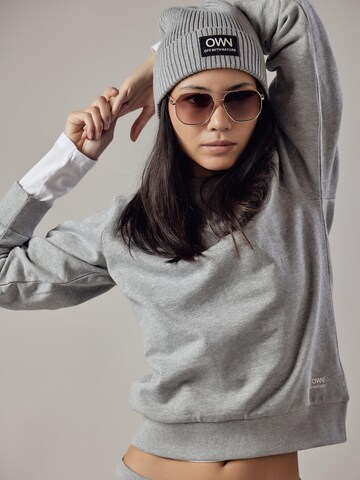 Felpa 'Felpa Felpata Girocollo' di OWN Off With Nature in grigio: frontale