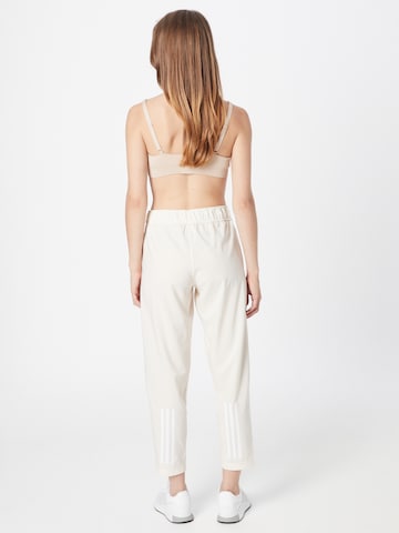ADIDAS SPORTSWEAR Tapered Παντελόνι φόρμας 'BRANDED AEROREADY' σε λευκό