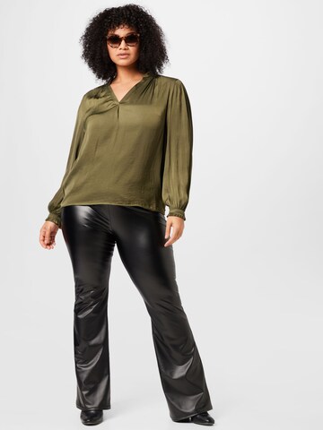 ABOUT YOU Curvy Blouse 'Lorain' in Green