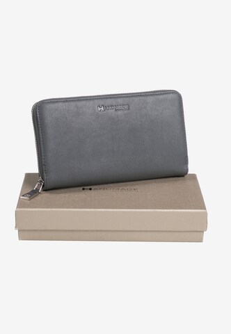 Cassandra Wallet in Grey