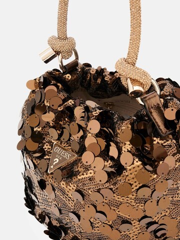 GUESS Handtasche 'Holiday Shine' in Bronze