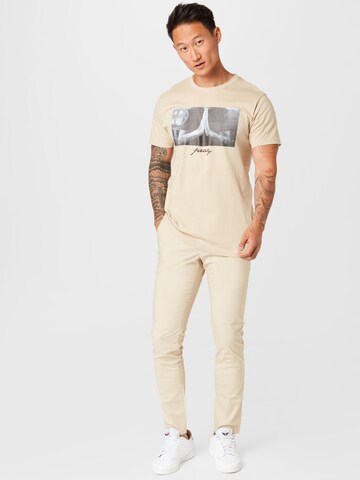 Mister Tee Skjorte 'Pray' i beige