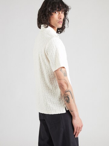 Tricou 'LIVATA' de la Sergio Tacchini pe alb: spate
