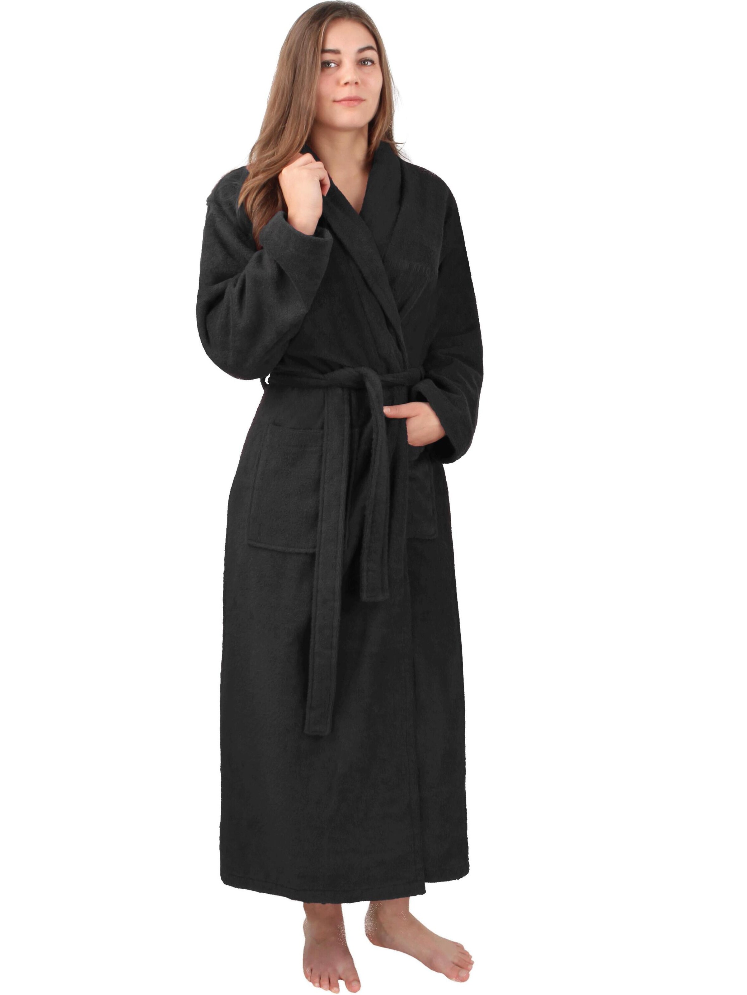 normani Long Bathrobe in Black: front