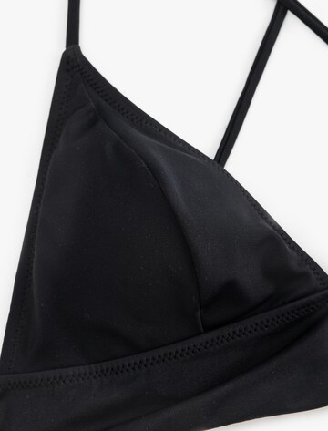 Koton Triangel Bikinitop in Zwart