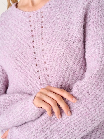 Camomilla Pullover in Lila