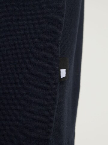 CHASIN' Sweater ' Oscar' in Blue