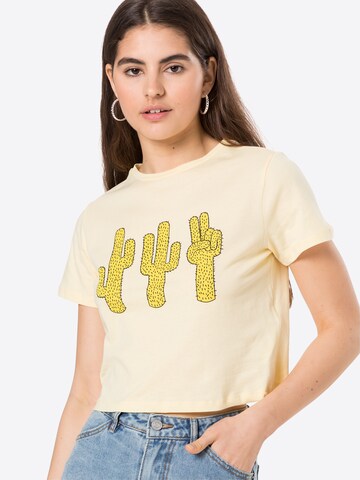 Trendyol Shirt in Geel: voorkant