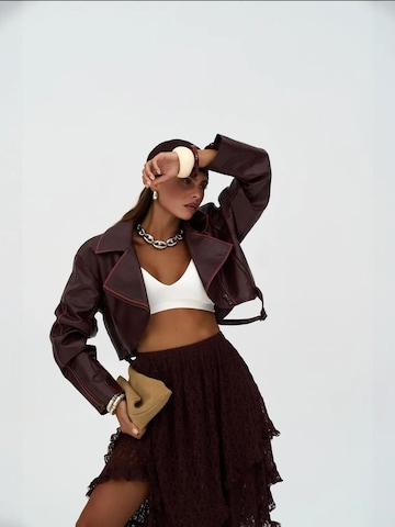 MAI STUDIOS CO. Between-season jacket in Red