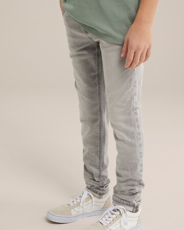 WE Fashion Slim fit Jeans in Grey: front