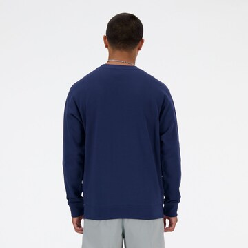 new balance Sweatshirt 'Essentials' in Blauw