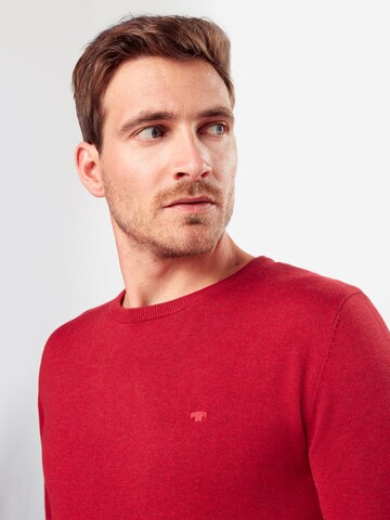 TOM TAILOR - Regular Fit Pullover em vermelho