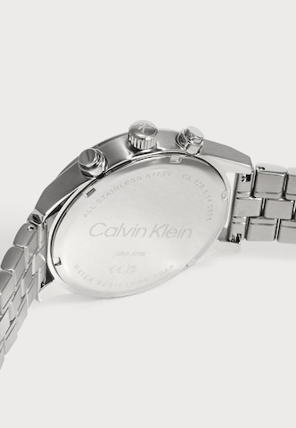 Calvin Klein Analogna ura 'MODERN VINTAGE' | srebrna barva: zadnja stran