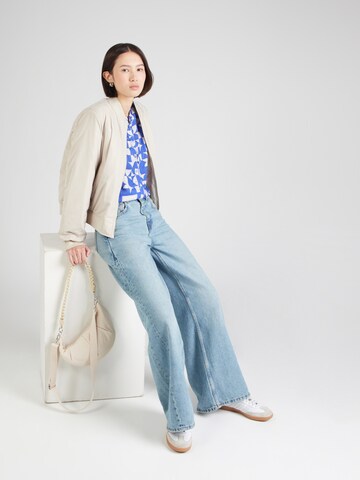 Emily Van Den Bergh - Blusa en azul