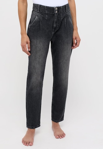 Angels Tapered Jeans in Grey: front