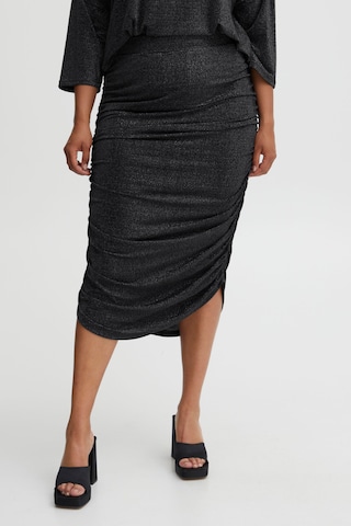 Fransa Curve Skirt in Black: front