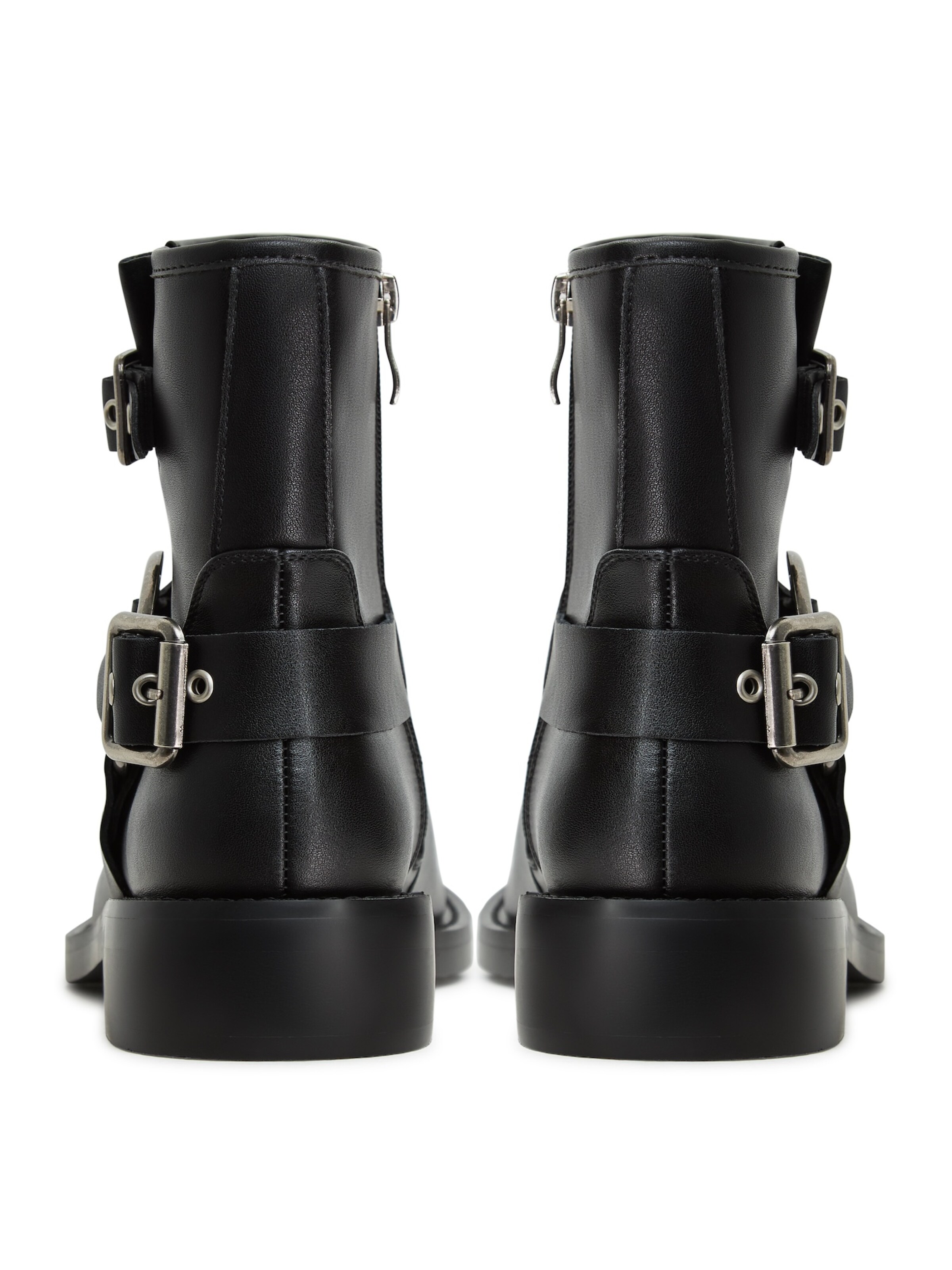 CESARE GASPARI Booties in Black