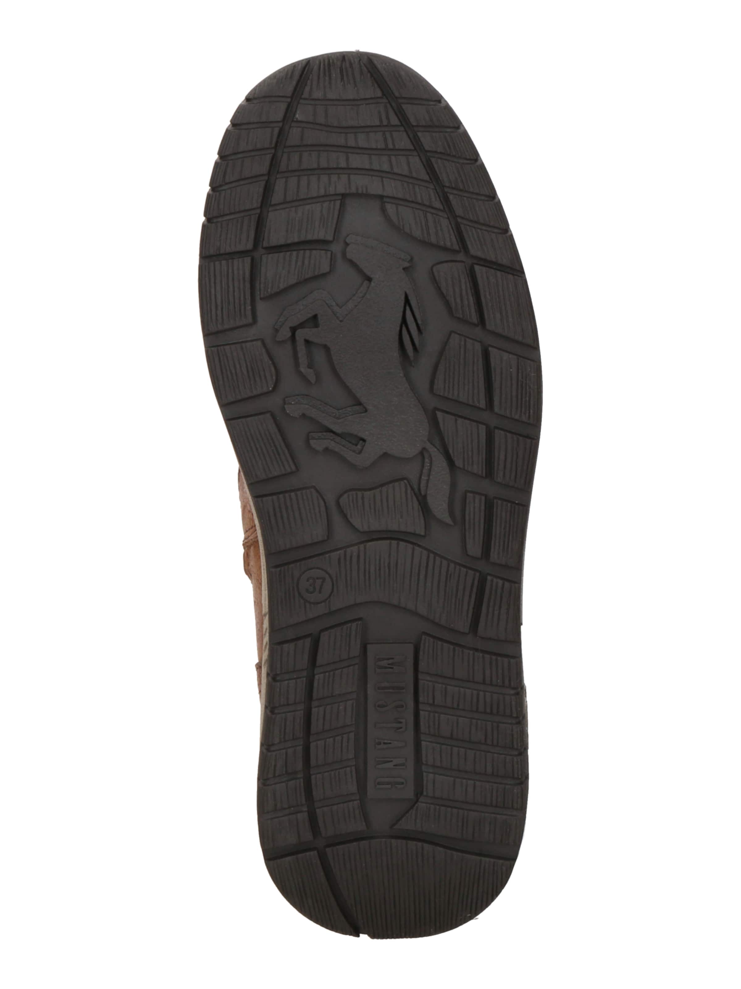 Cizme cu șireturi de la MUSTANG pe maro