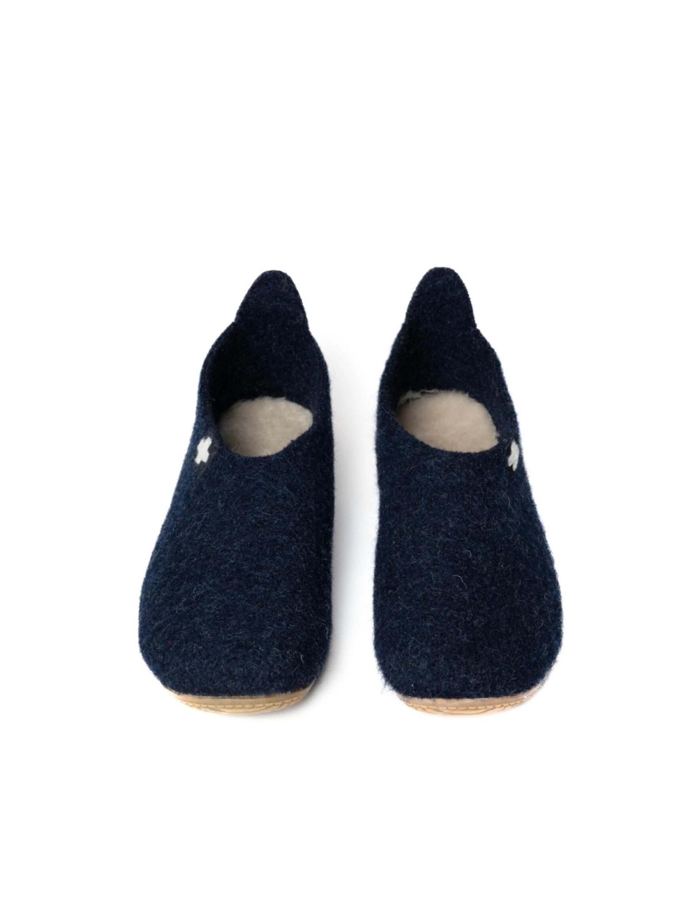 Living Kitzbühel Slippers in Blue