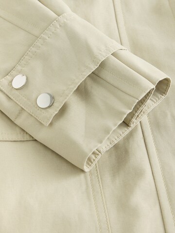 Next Ανοιξιάτικο και φθινοπωρινό παλτό σε πράσινο