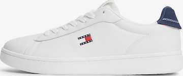 Tommy Jeans Σνίκερ χαμηλό σε λευκό: μπροστά