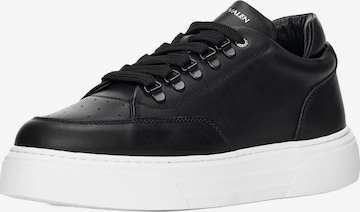 Baskets basses MARTIN VALEN en noir : devant