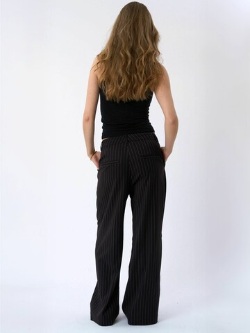 TEESHOPPEN - regular Pantalón ' Paloma ' en marrón