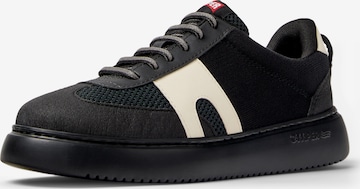 Sneaker bassa 'Runner K21' di CAMPER in nero: frontale