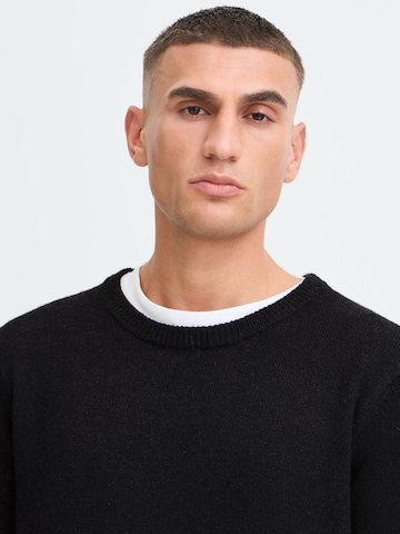 !Solid Sweater in Black