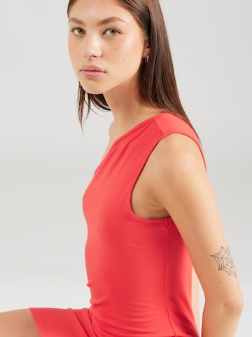 WAL G. - Vestido de verano 'ROWEN' en rojo