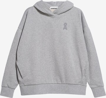 ARMEDANGELS Sweatshirt in Grey: front