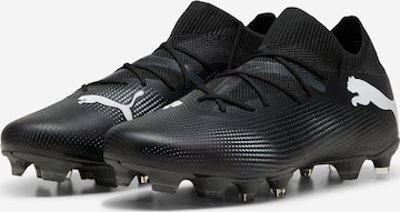 Ghete de fotbal 'Future 7 Match' de la PUMA pe negru