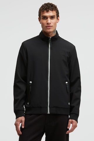 CMPD Softshell-Blouson mit tonaler Rücken-Stickerei in Schwarz: Vorderseite