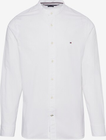 Coupe regular Chemise TOMMY HILFIGER en blanc : devant