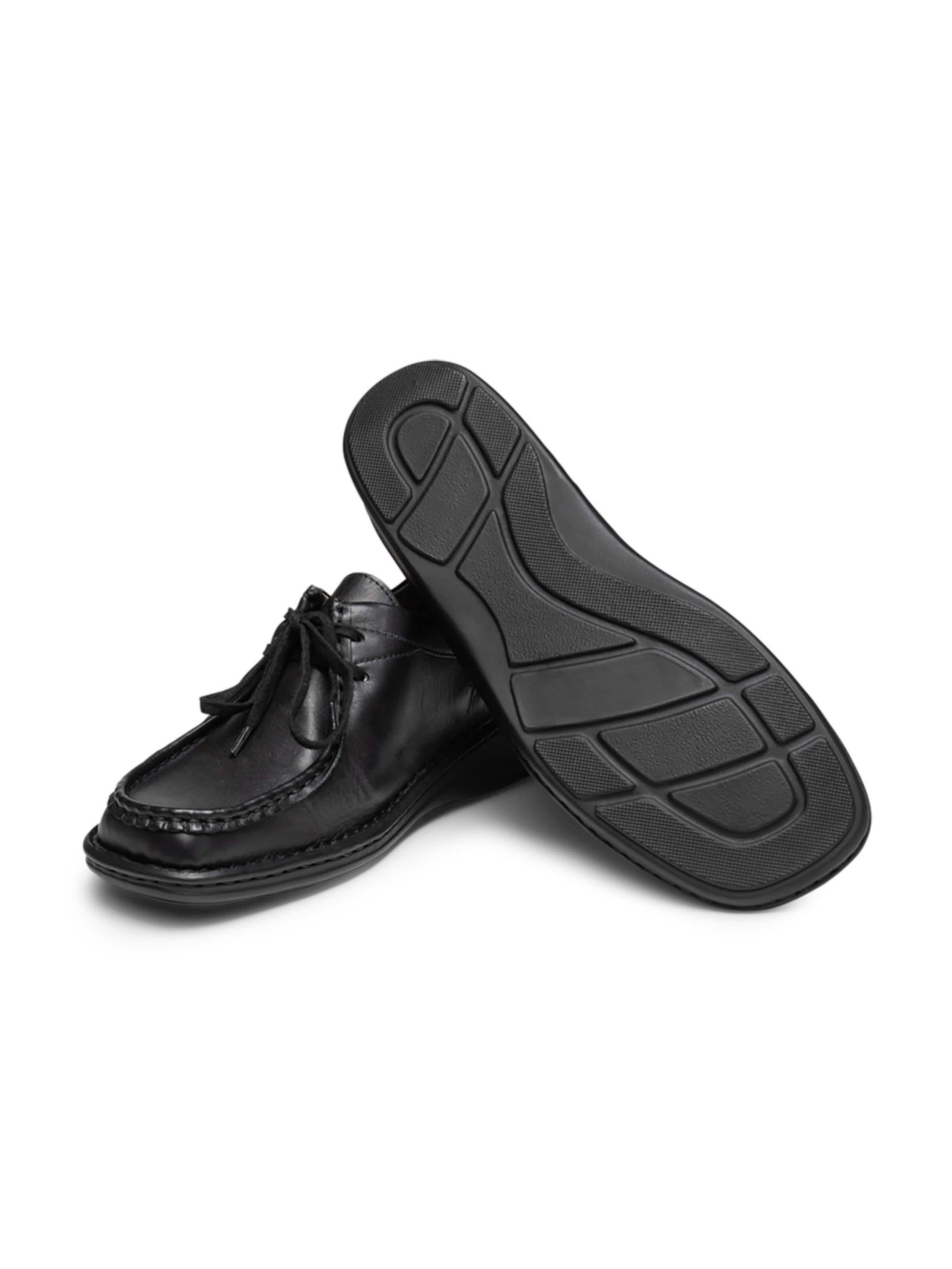 Scarpa stringata di VITAFORM in nero