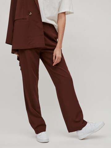 VILA Loose fit Pants 'Sally' in Brown: front