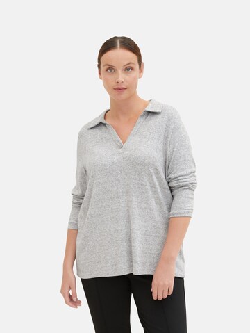 Tom Tailor Women + Shirt in Grau