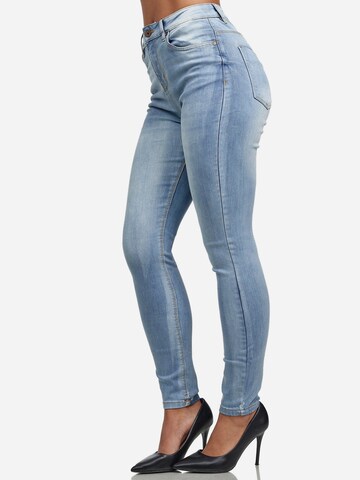 Tazzio Skinny Jeans 'F101' in Blau