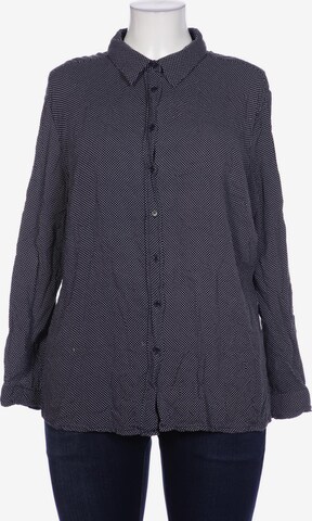 Sara Lindholm Blouse & Tunic in 4XL in Blue: front