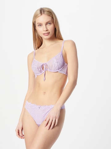 Hunkemöller Balconette BH 'Hallie' i lilla