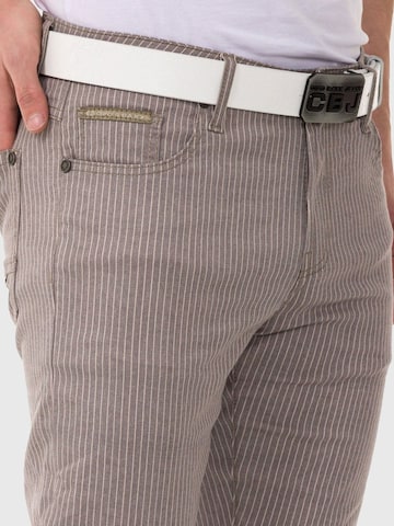 Regular Pantalon CIPO & BAXX en gris