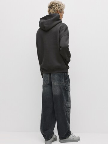 Pull&Bear Sweatshirt i grå