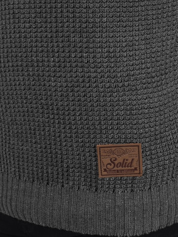 !Solid Pullover 'Terrance' in Grau